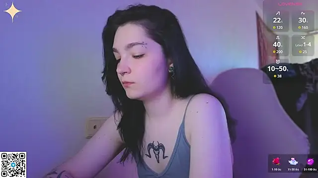 Luna Moon13 online show from 4, 6, 2026