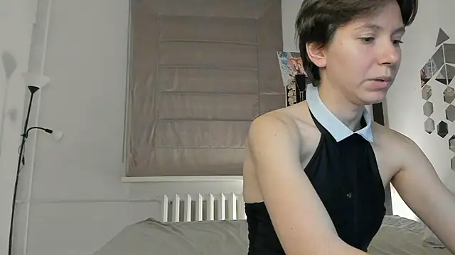 Snapshot of mint_ray chatting on 4, 5, 2026 mint ray online show from 4, 5, 2026