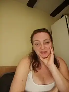 Bella-Monroe online show from 16, 3, 2026