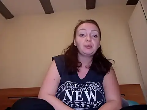 Bella-Monroe online show from 12, 3, 2026