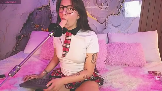 abbycandhy online show from 18, 5, 2026