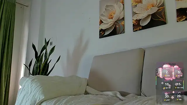 Viioletcollins online show from 25, 3, 2026