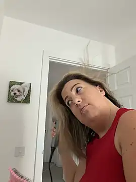annabellewarick online show from 25, 7, 2026