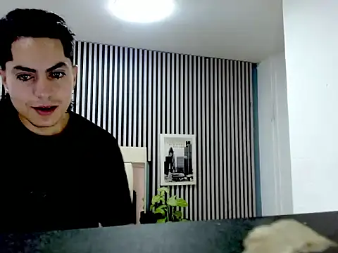 Alex Wolft online show from 6, 5, 2026
