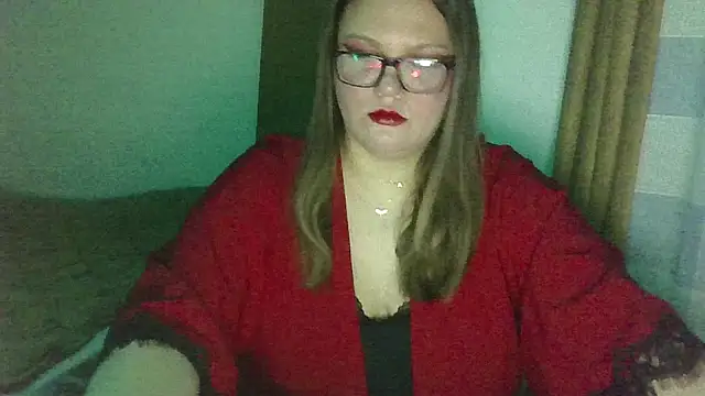 Snapshot of MuseChic_Wild chatting on 4, 5, 2026 MuseChic Wild online show from 4, 5, 2026