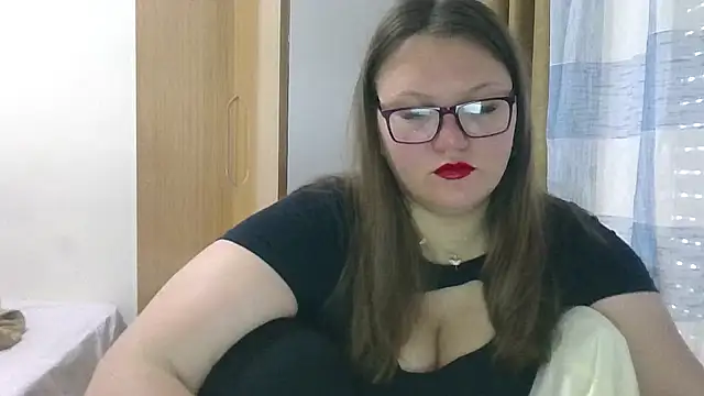 Snapshot of MuseChic_Wild chatting on 12, 5, 2026 MuseChic Wild online show from 12, 5, 2026