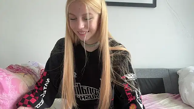 Fanny Fresh online show from 30, 5, 2026