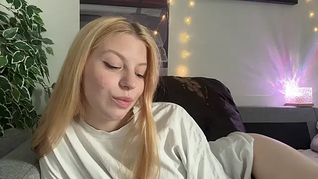 Fanny Fresh online show from 26, 6, 2026