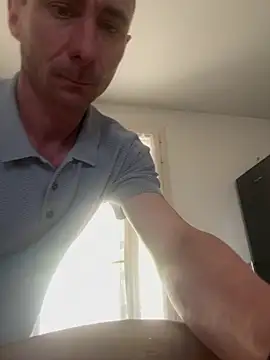 johnsex1989 online show from 19, 4, 2026