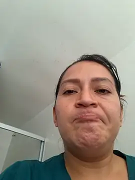 Snapshot of Dr_Edna_naughty chatting on 1, 7, 2026 Dr Edna naughty online show from 1, 7, 2026