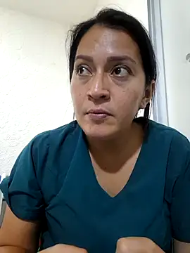 Snapshot of Dr_Edna_naughty chatting on 5, 7, 2026 Dr Edna naughty online show from 5, 7, 2026
