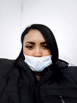 EstrellaSmmith online show from 8, 4, 2026