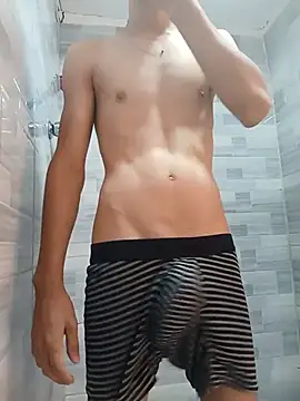 Juango24321 online show from 17, 5, 2026