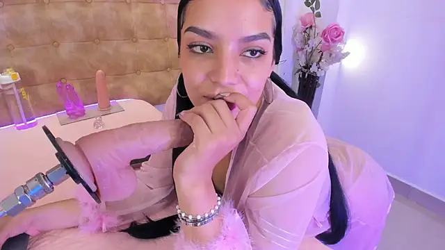 ariana morelly online show from 28, 5, 2026