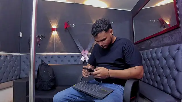 Dereck jackson  online show from 17, 3, 2026