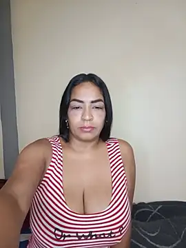 Carolinna online show from 25, 6, 2026