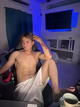 AngelLatinBoy online show from 4, 4, 2026