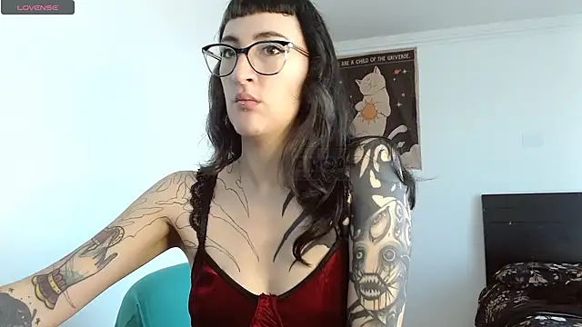 VelvetVal  online show from 22, 3, 2026