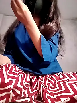 Divya3107 online show from 24, 3, 2026