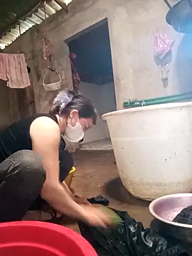 Bling-pusy online show from 10, 3, 2026