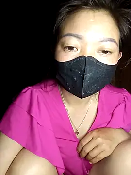 Bling-pusy online show from 4, 4, 2026