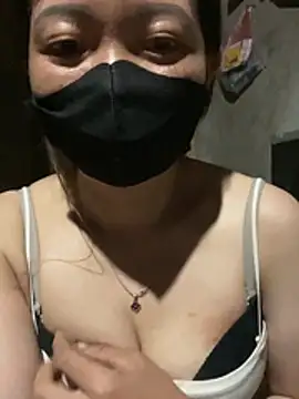 Bling-pusy online show from 25, 4, 2026