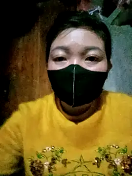 Snapshot of Bling-pusy chatting on 8, 3, 2026 Bling-pusy online show from 8, 3, 2026