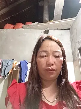 Snapshot of Yellow-pink chatting on 30, 4, 2026 Yellow-pink online show from 30, 4, 2026
