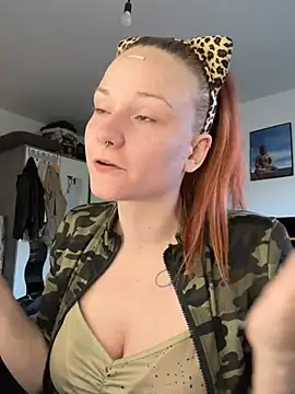 Fiebie licious  online show from 15, 4, 2026