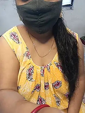 Snapshot of Tanvi_My_Girl chatting on 12, 7, 2026 Tanvi My Girl online show from 12, 7, 2026