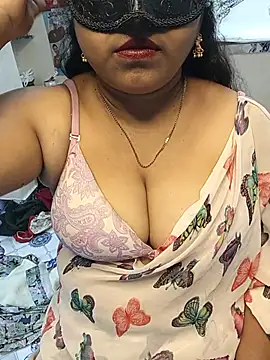 Snapshot of Tanvi_My_Girl chatting on 13, 7, 2026 Tanvi My Girl online show from 13, 7, 2026