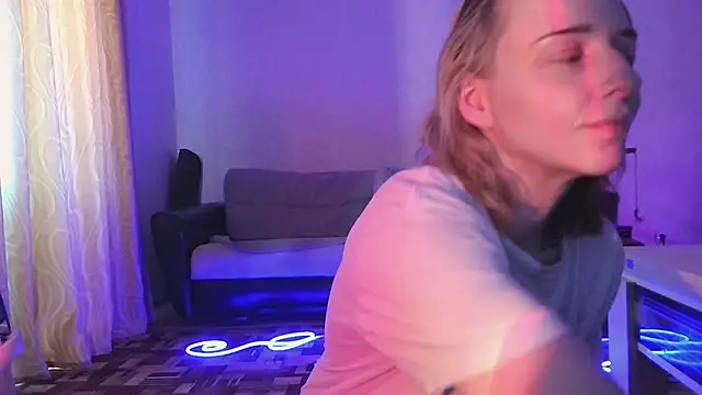 WendyMur  online show from 13, 3, 2026