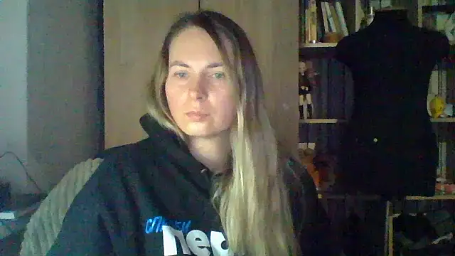 Mollie365 online show from 8, 3, 2026