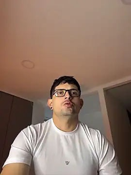 TroyeSavage online show from 12, 5, 2026