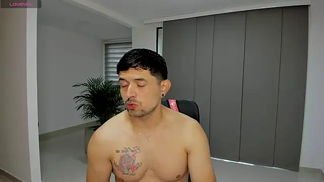 TroyeSavage online show from 14, 3, 2026