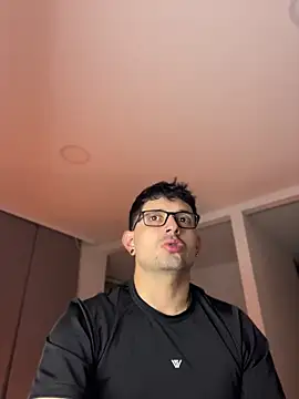 TroyeSavage online show from 23, 5, 2026