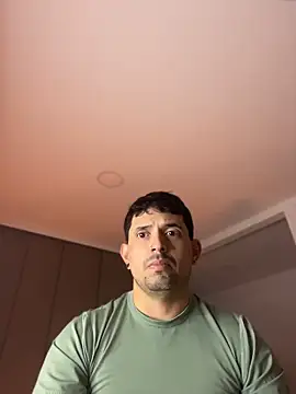 TroyeSavage online show from 23, 4, 2026