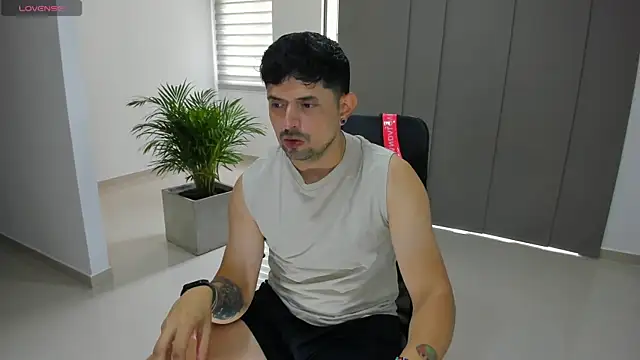 TroyeSavage online show from 10, 3, 2026