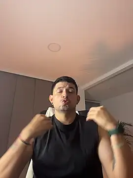 TroyeSavage online show from 5, 4, 2026