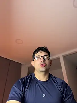 TroyeSavage online show from 26, 5, 2026