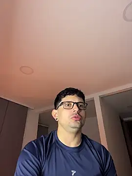 TroyeSavage online show from 29, 5, 2026