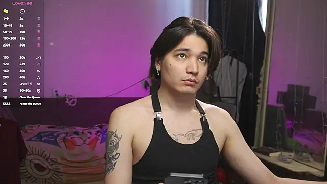 Badtwinkboys online show from 6, 5, 2026