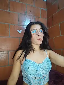 Amanda x1 online show from 30, 4, 2026