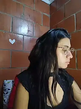 Amanda x1 online show from 9, 4, 2026