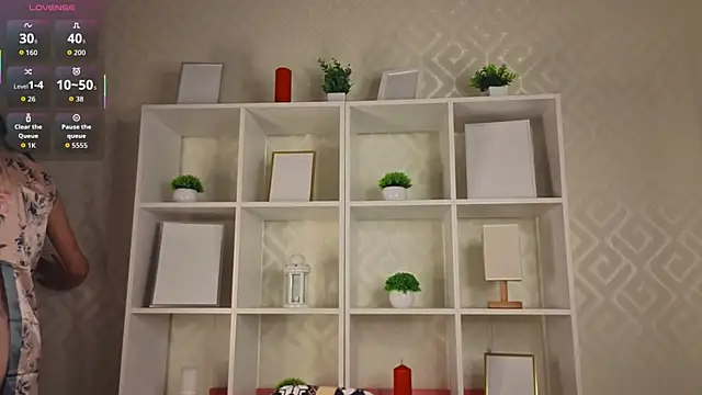 EsterCristofori online show from 19, 4, 2026