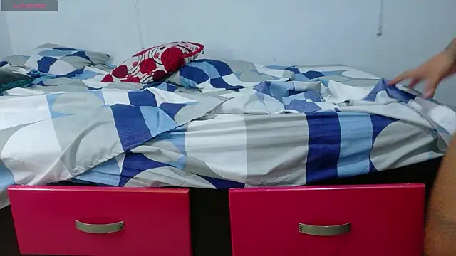 Snapshot of sexysofiaaa chatting on 8, 3, 2026 sexysofiaaa online show from 8, 3, 2026