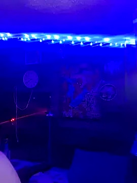 derek0 17 online show from 9, 3, 2026