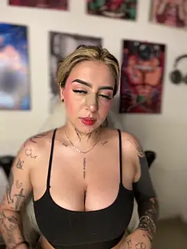 CarolQueen1  online show from 2, 4, 2026