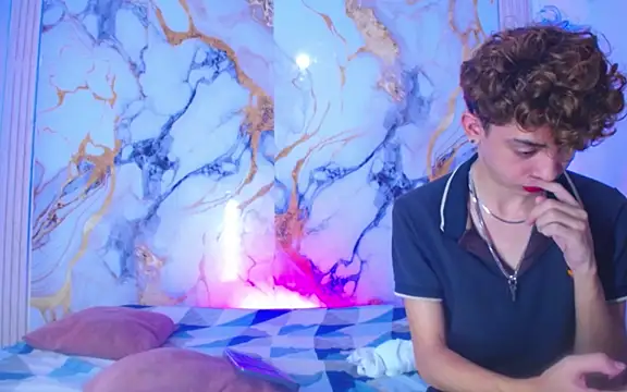 Desire Boys1 online show from 31, 3, 2026