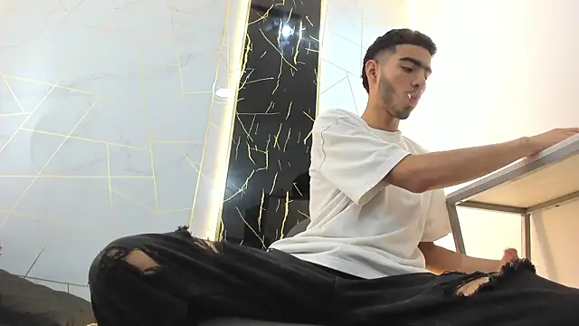 Valentin Lux online show from 14, 3, 2026